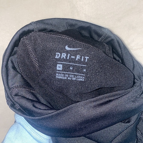 nike pullover - Picture 4 of 6